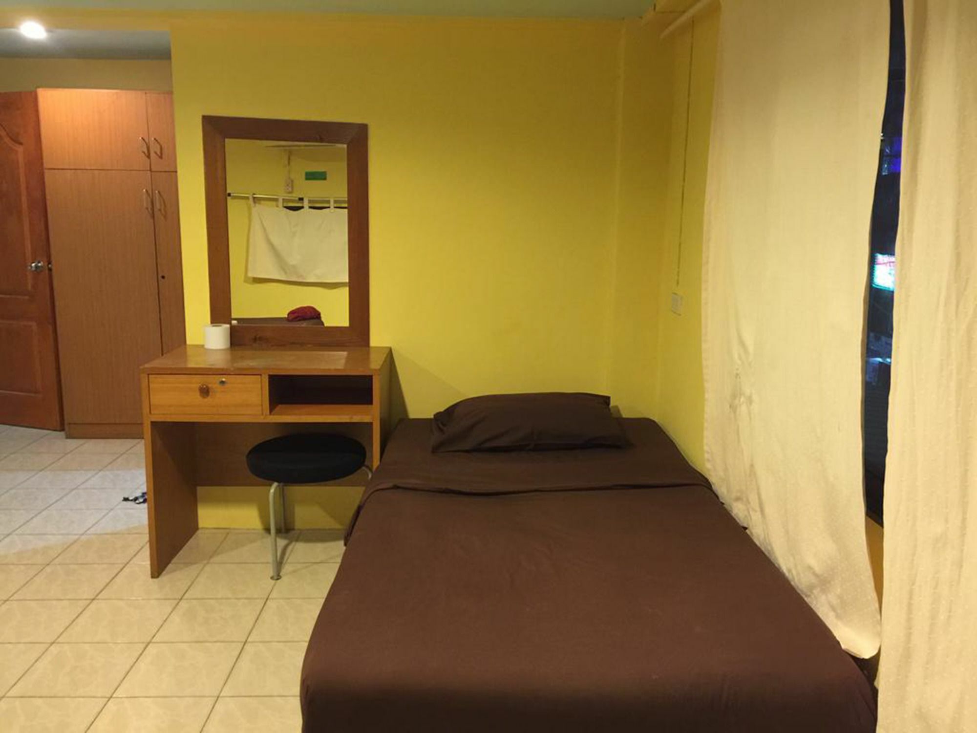 Andaman Place Guesthouse Patong Luaran gambar