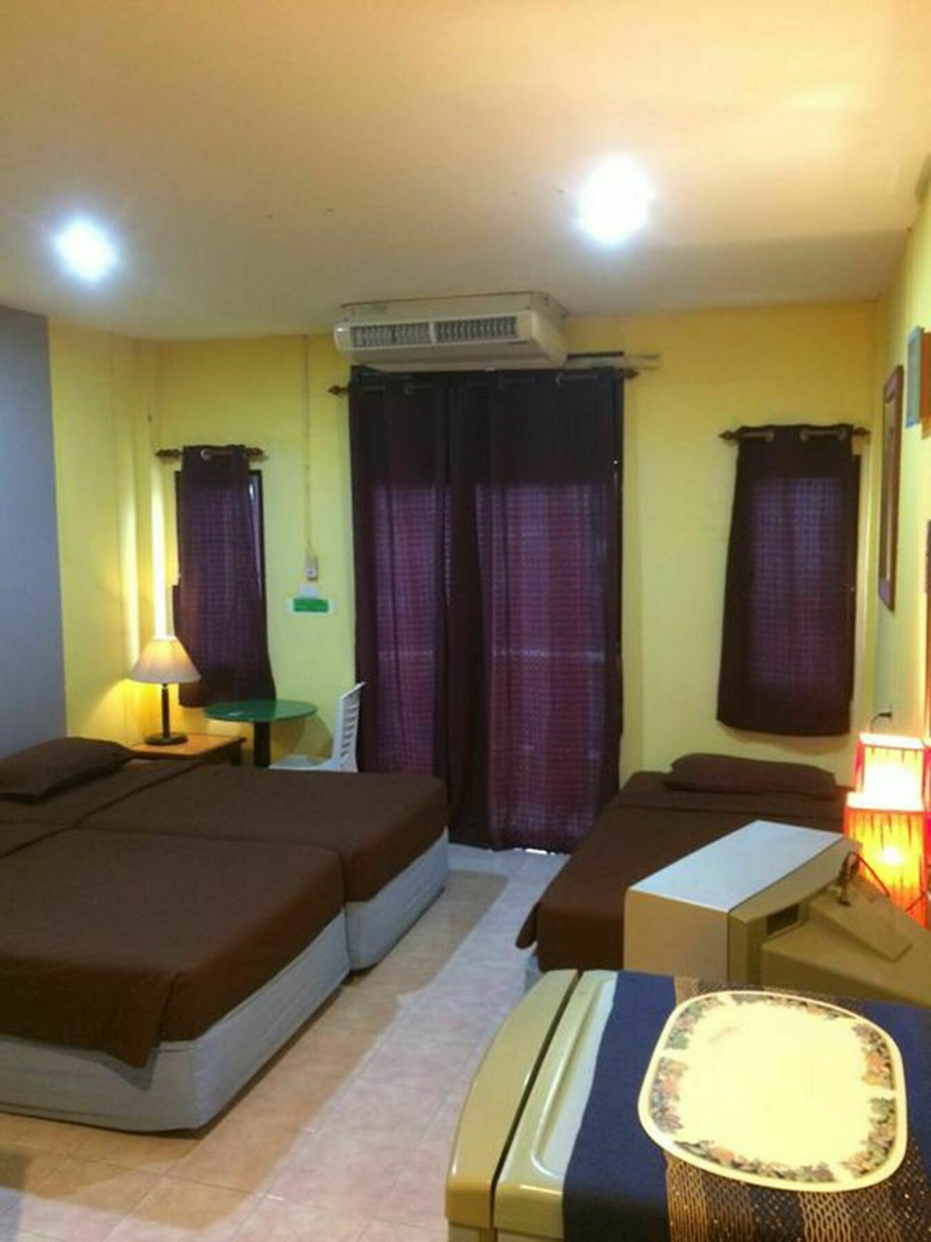 Andaman Place Guesthouse Patong Luaran gambar